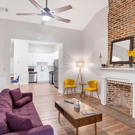 Stars On State In The Heart Of Downtown Historic District Apartment Mobile Exterior photo