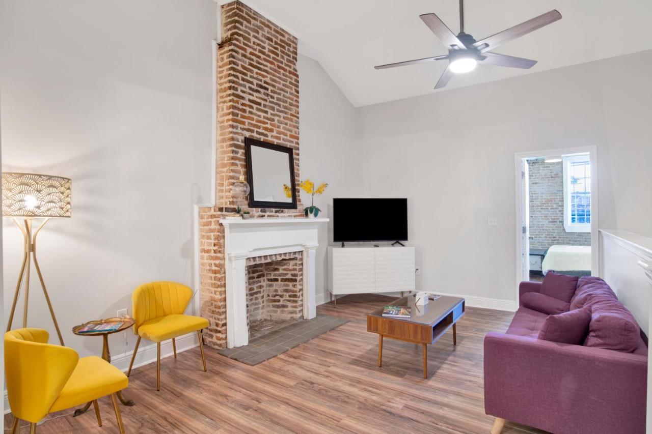 Stars On State In The Heart Of Downtown Historic District Apartment Mobile Exterior photo
